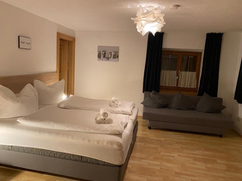 Appartments Krone Bichlbach Quarto foto